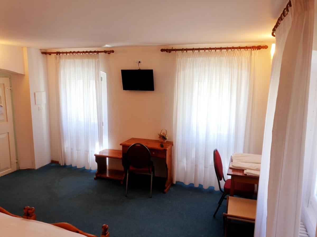 Albergo Trieste Lorenzago Di Cadore Exterior photo